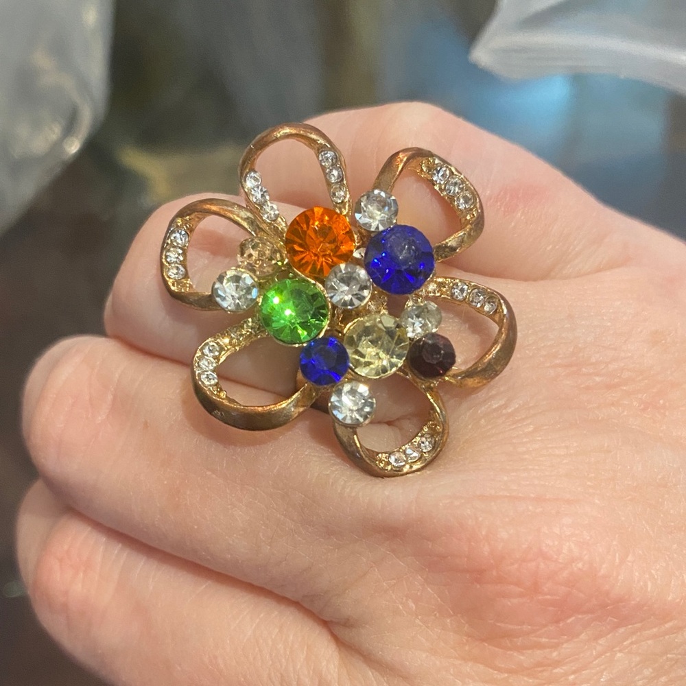 Multicolor Rhinestone Flower Ring - image 4